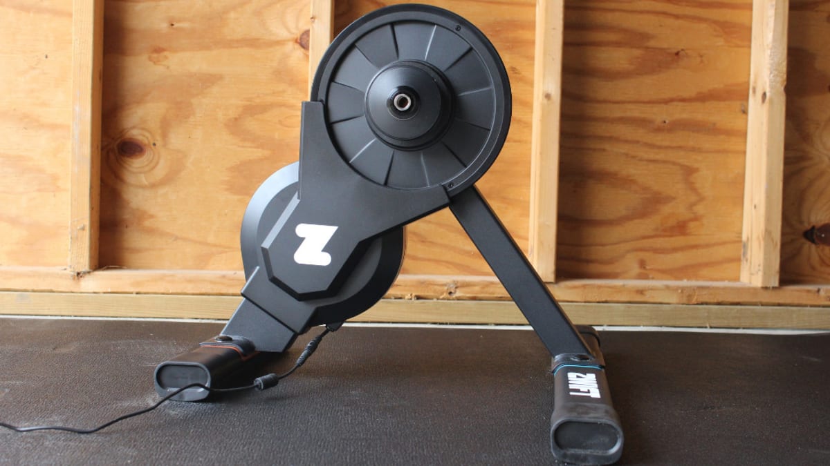 Zwift Hub Review: This Bike Trainer Makes Indoor Riding Fun