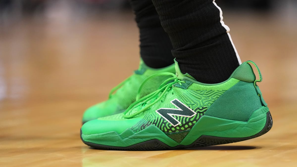 Celtics green sale shoes