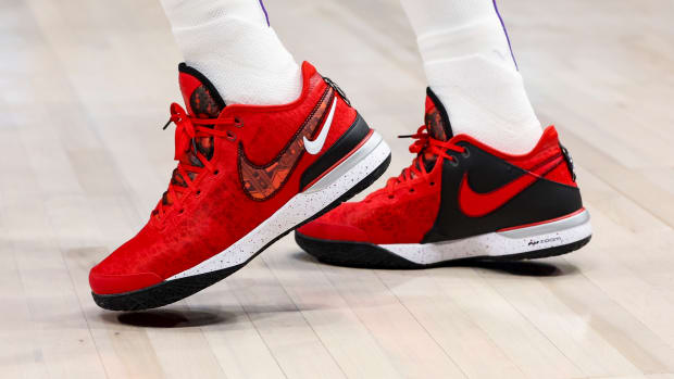 Red and black cheap lebron james shoes