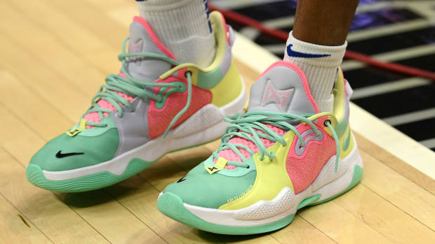 Ranking Paul George's Best Nike Sneakers of 2021-22 Season - Sports