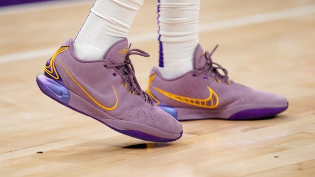 Lebron james purple rain clearance shoes