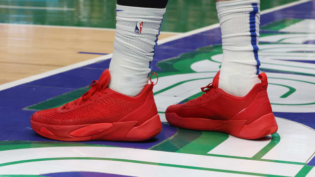 Jordan 23 sale red shoes