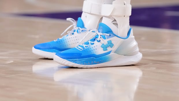 Stephen Curry Wears Curry 2 FloTro Low 'Mouthguard' Colorway