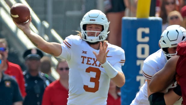 Texas vs. Kansas picks, predictions: Week 12 college football odds, spread, lines
