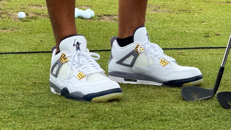 Derek jeter sales jordan sneakers