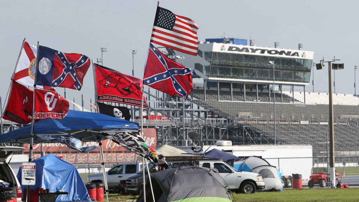 Nascar deals confederate flag