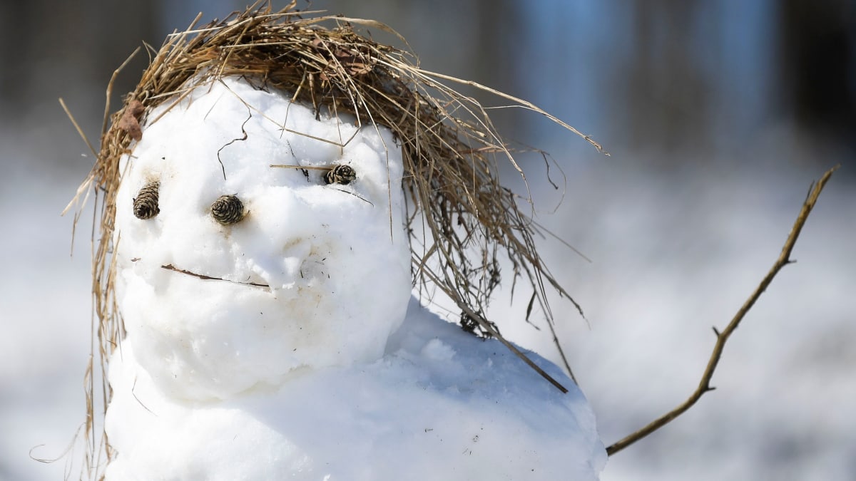 Life-Sized Snowman Created at Western Michigan–Central Michigan