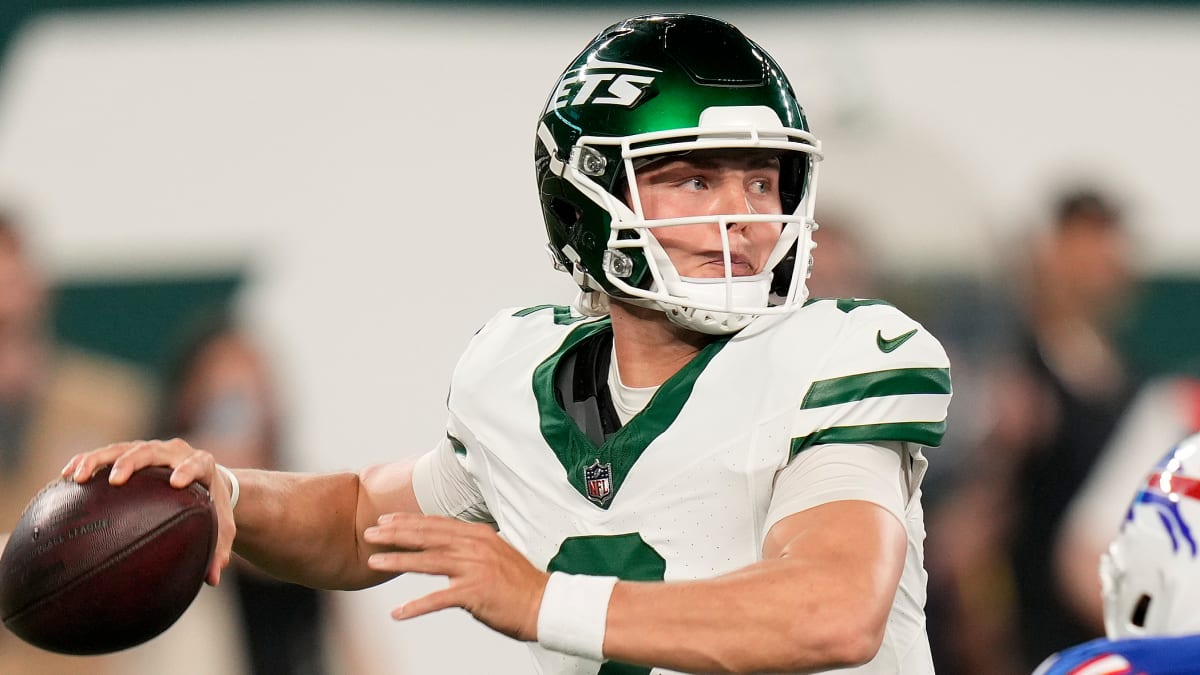 Zach Wilson Gives Jets the Tiniest Sliver of Hope in Relief of Aaron