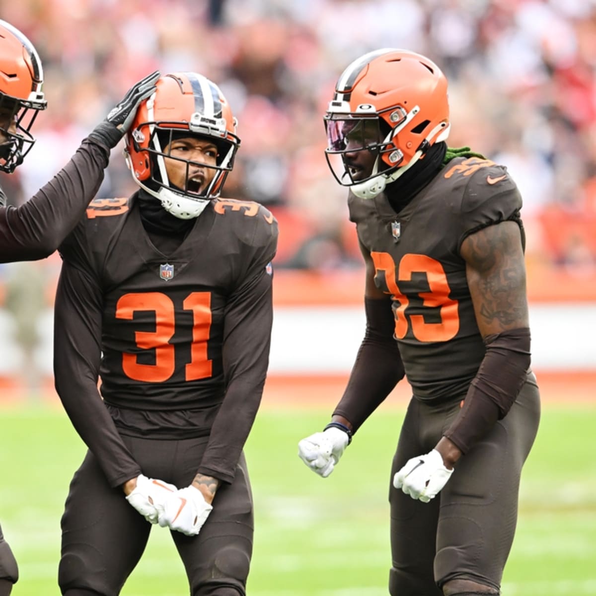 Cleveland Browns' new uniforms: A touch of Oregon Ducks in NFL