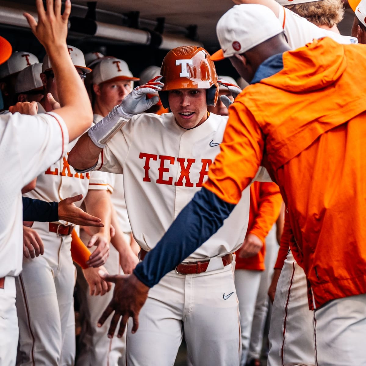 Texas Longhorns vs. San Jose State Spartans: Live Game Three Updates -  Sports Illustrated Texas Longhorns News, Analysis and More