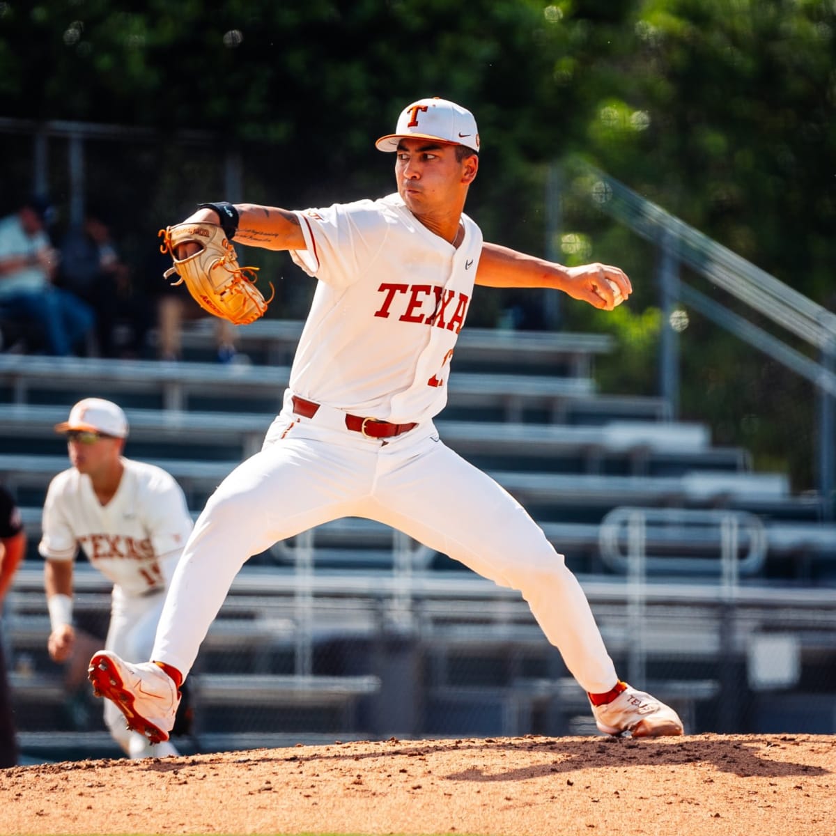 No. 2 Texas Longhorns Extend Baseball Winning Streak - Sports Illustrated  Texas Longhorns News, Analysis and More