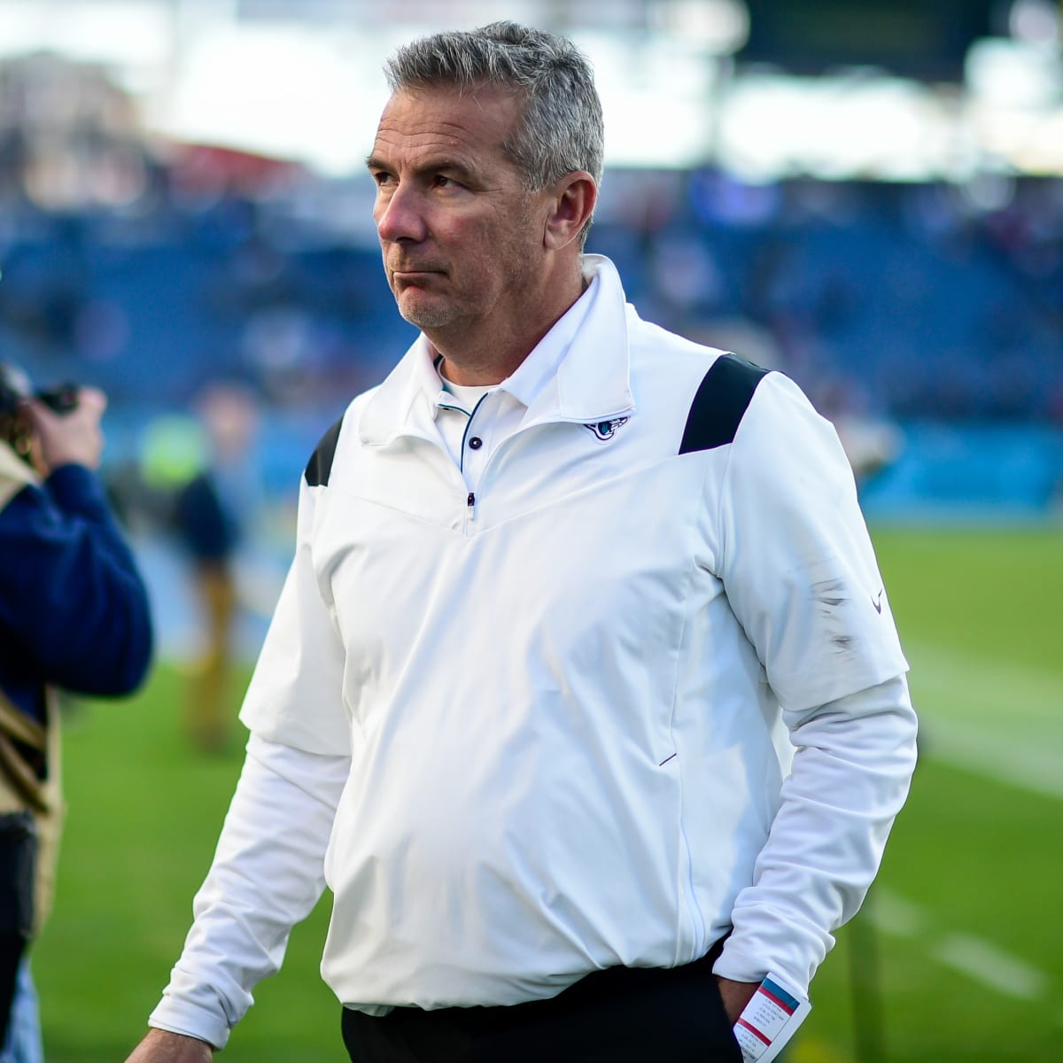 Jaguars fire Urban Meyer amid mounting controversy, 2-11 record