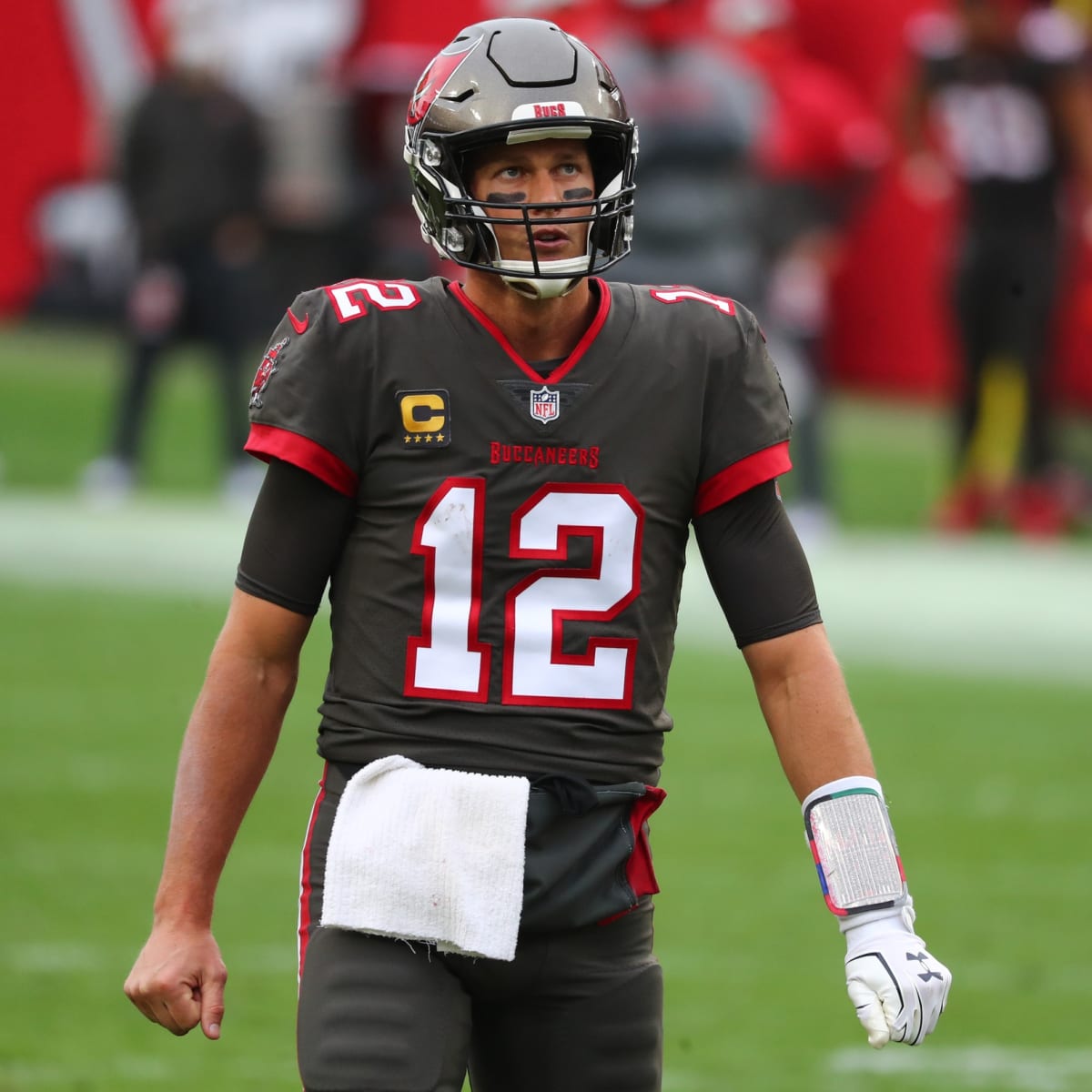 Bucs to explore options with Tom Brady a free agent