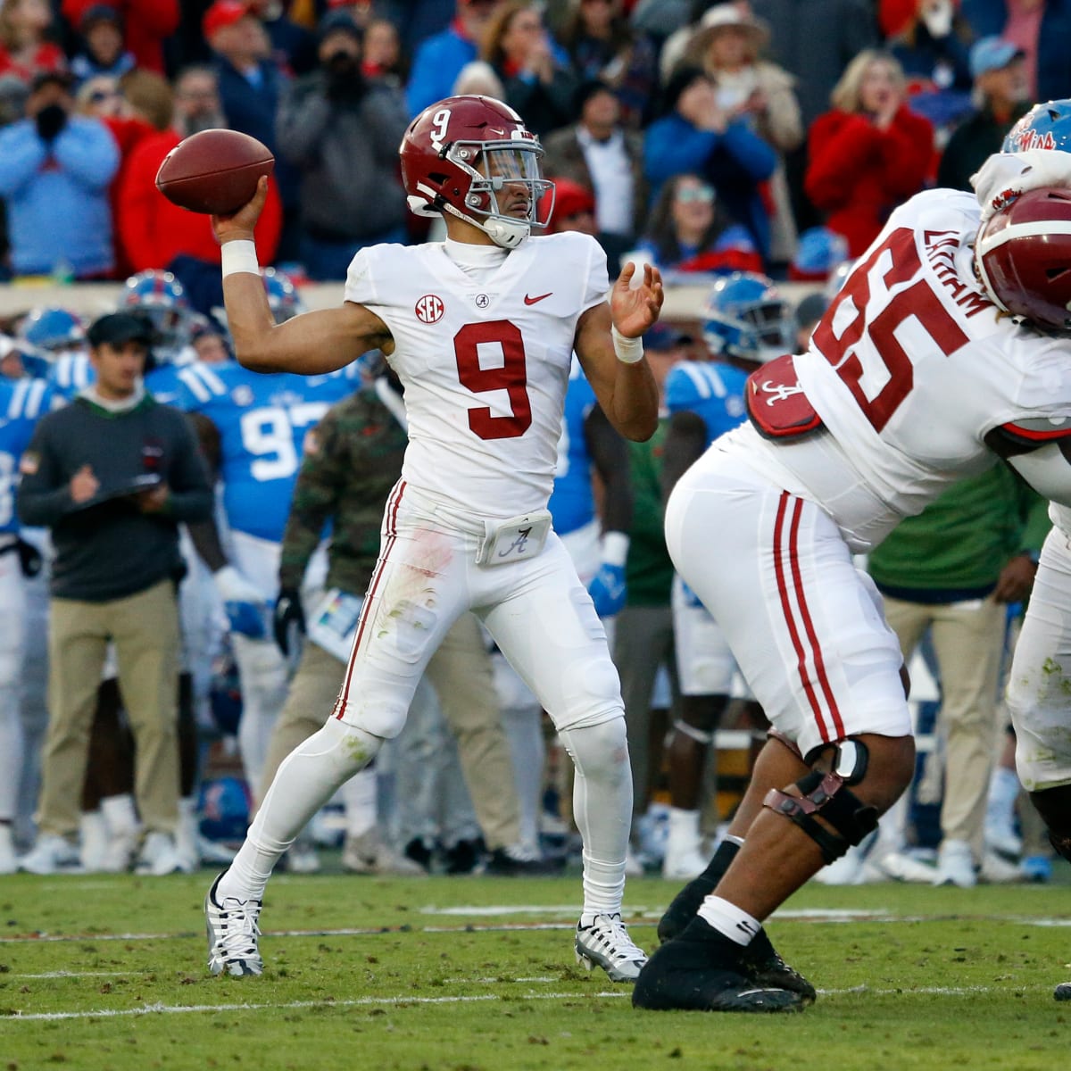 How Does Alabama Crimson Tide QB Bryce Young Fit With Houston Texans? -  Sports Illustrated Houston Texans News, Analysis and More