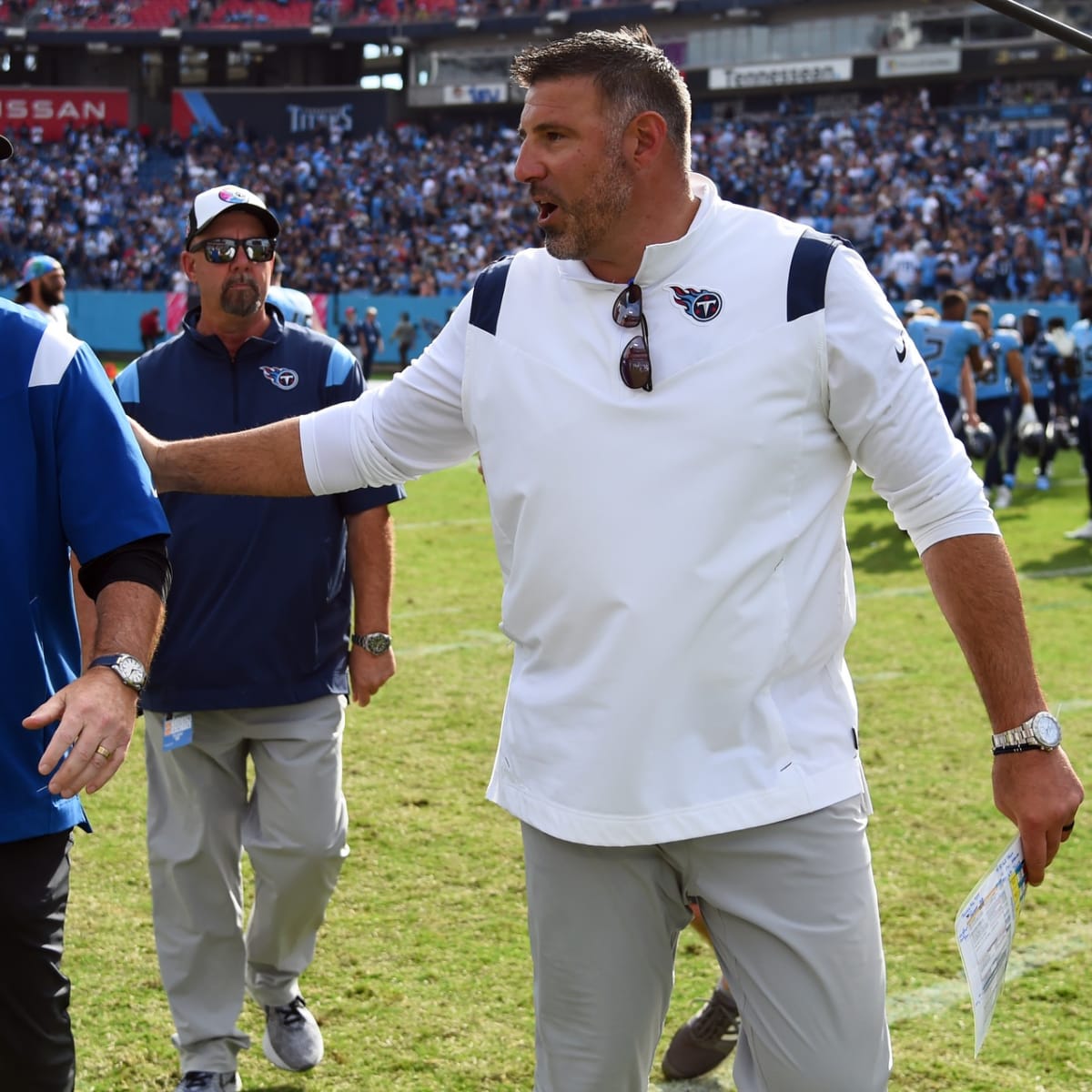 Here's What Mike Vrabel Said After the Tennessee Titans' 27-3 Win Over the  Cincinnati Bengals - Sports Illustrated Tennessee Titans News, Analysis and  More