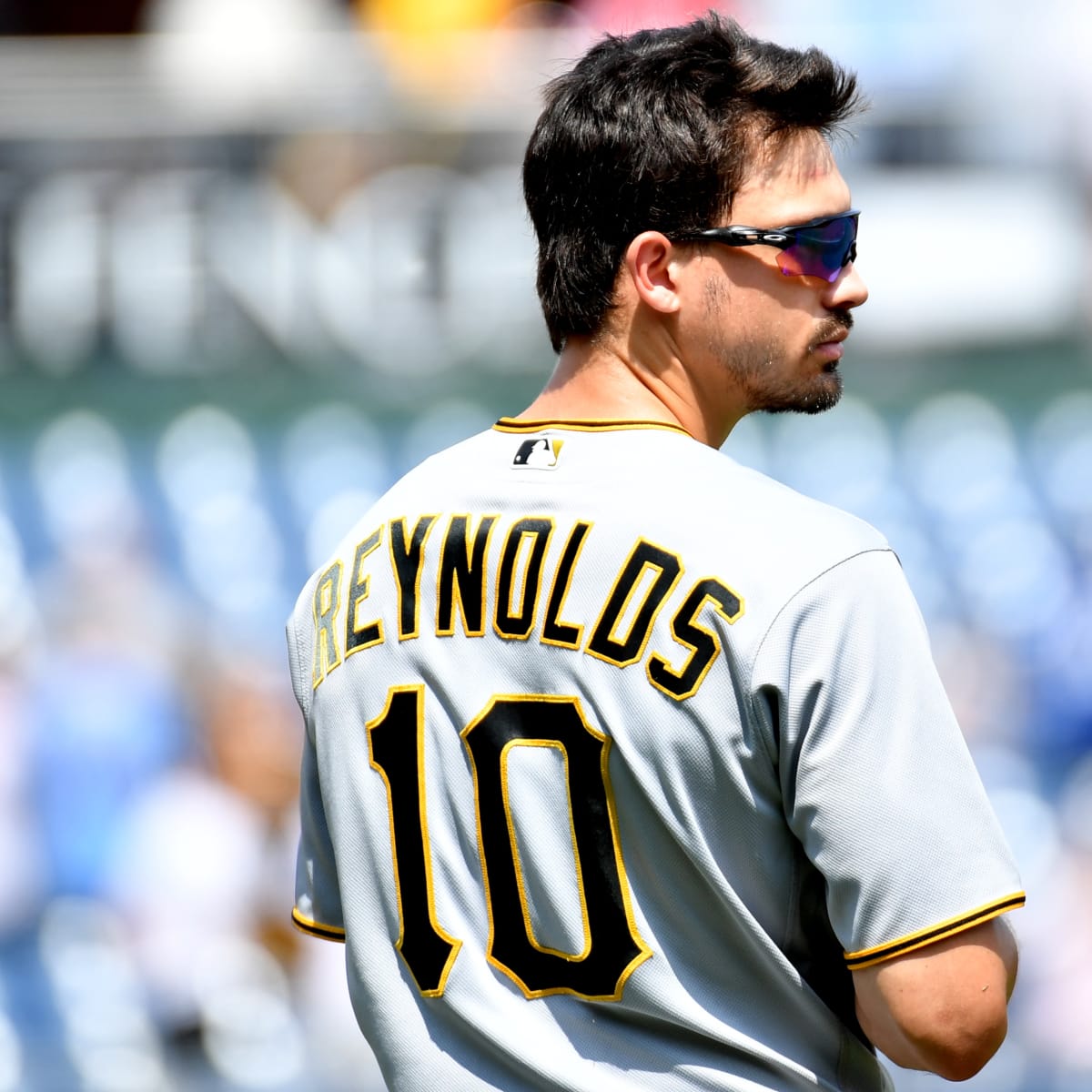 Bryan Reynolds Requests Trade from Pirates; Which MLB Teams are the Best  Fit? 