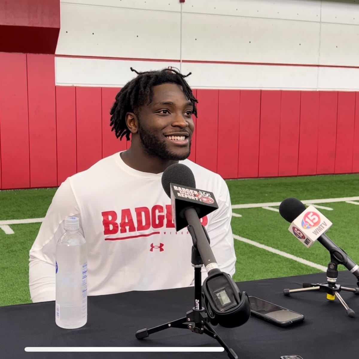 WATCH] Former Wisconsin linebacker Leo Chenal talks Pro Day and the NFL -  Sports Illustrated Wisconsin Badgers News, Analysis and More