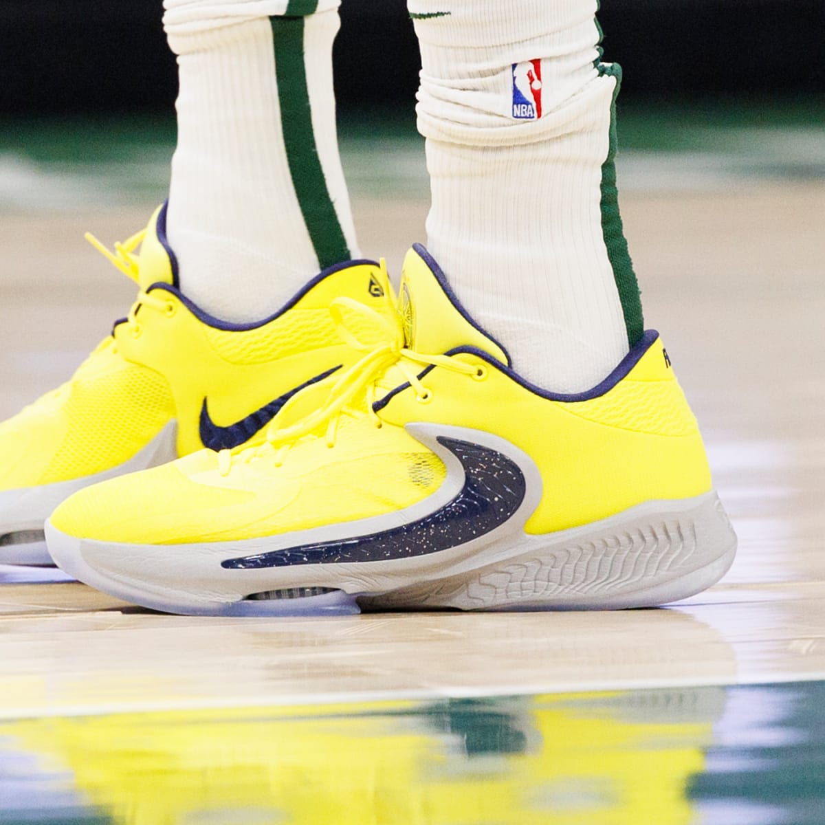 kruising Seminarie prioriteit Highlighting Four New Shoes Worn in the NBA Last Night - Sports Illustrated  FanNation Kicks News, Analysis and More