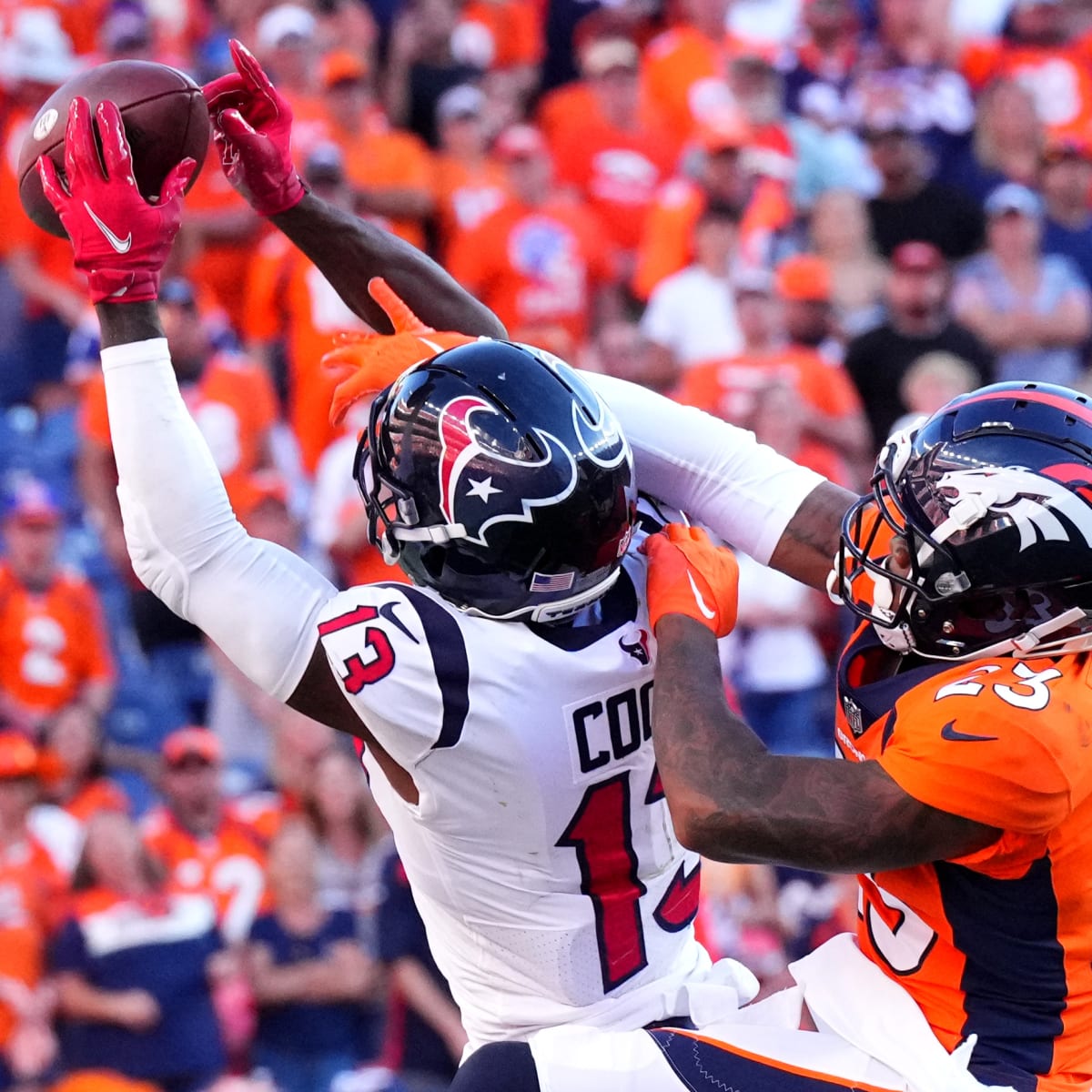 Can't-Miss Play: Houston Texans wide receiver Brandin Cooks' high-point TD  catch puts Texans ahead of Titans with 2:52 left