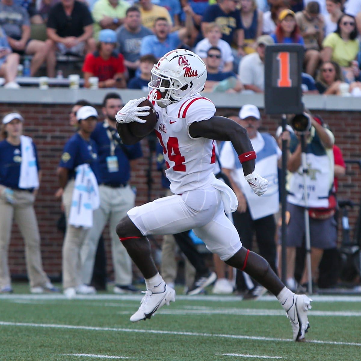 Ole Miss receiver Jonathan Mingo eager to see Lane Kiffin outsmart more  opponents