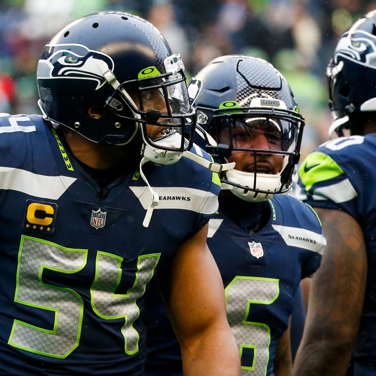 Bobby Wagner Responds to Ex-Teammate's Recruiting Attempt