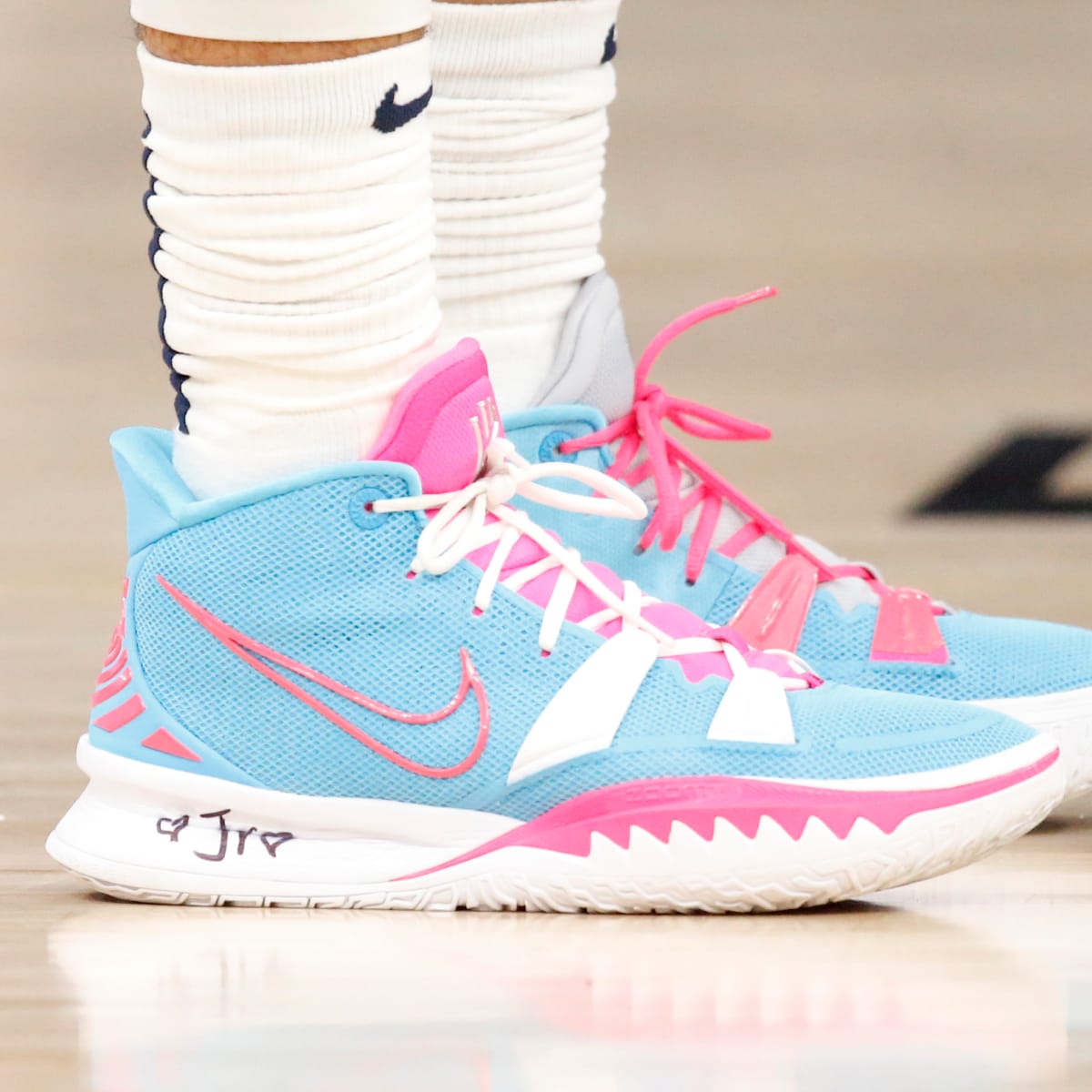 What Pros Wear: Jayson Tatum's Nike Kyrie 5 Shoes - What Pros Wear