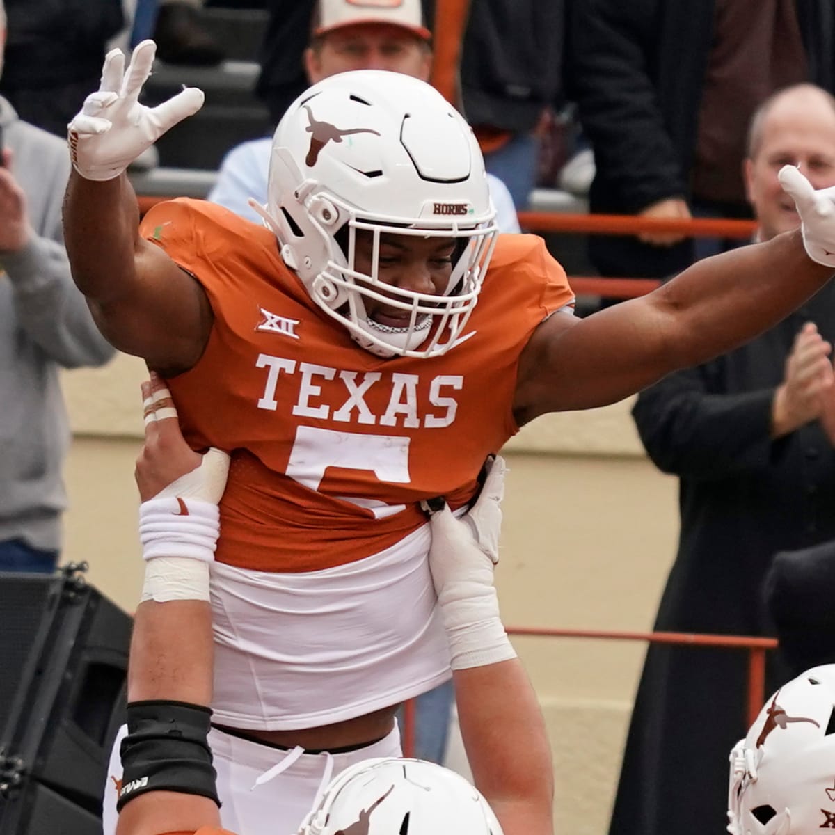 Texas Longhorns Ex Bijan Robinson Entering 'Learning Stage' With Atlanta  Falcons - Sports Illustrated Texas Longhorns News, Analysis and More