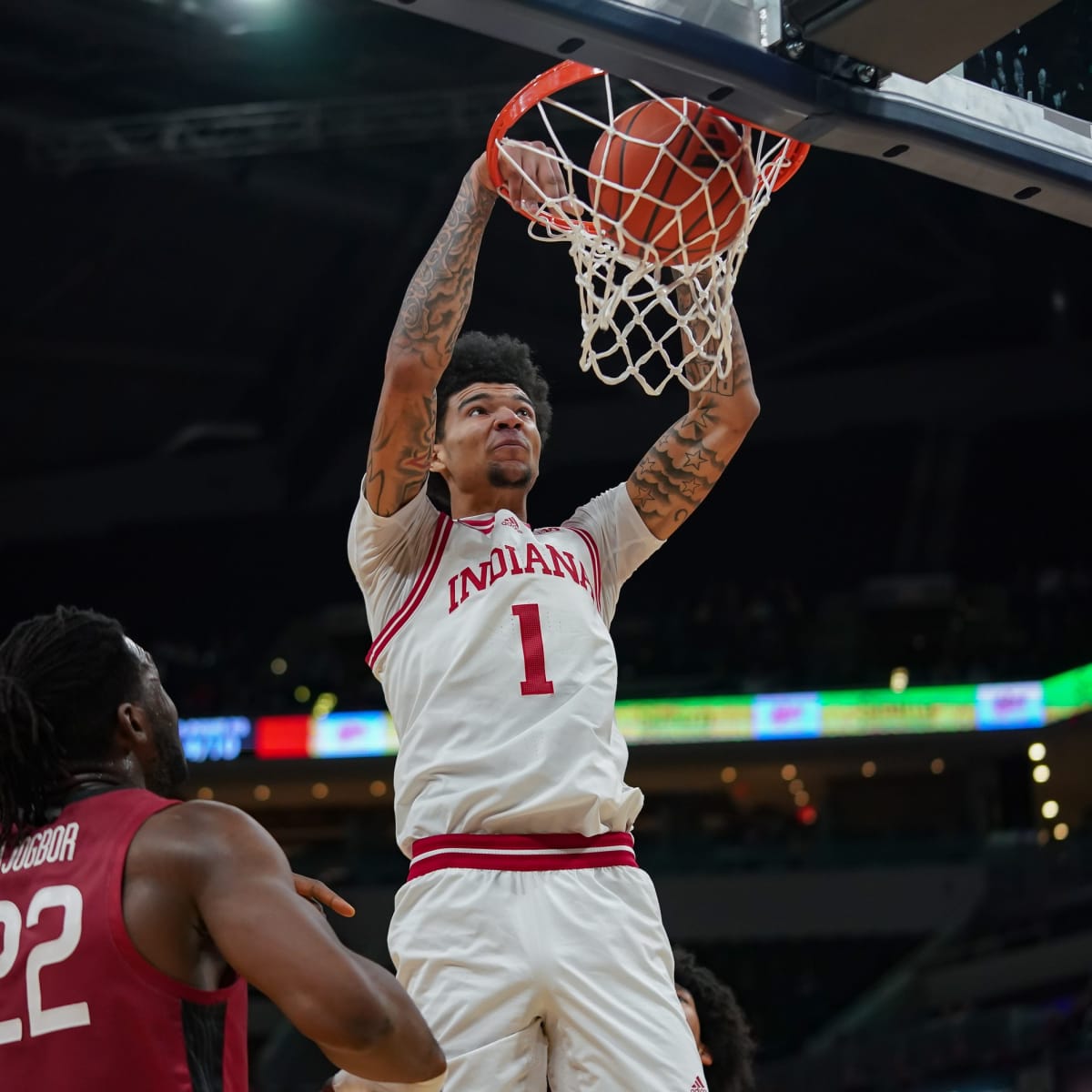 WATCH: Kel'el Ware Fast Break Dunk Gives Indiana Early Lead At Michigan -  Sports Illustrated Indiana Hoosiers News, Analysis and More