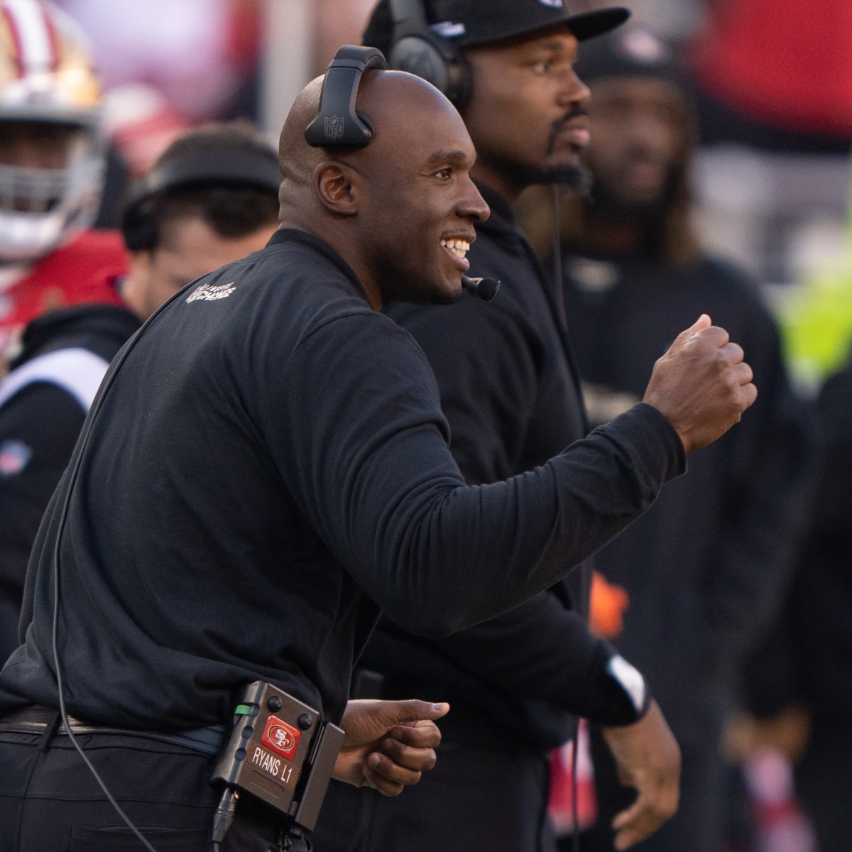 49ers' DeMeco Ryans expected to interview with four teams before next  playoff game – Red Bluff Daily News