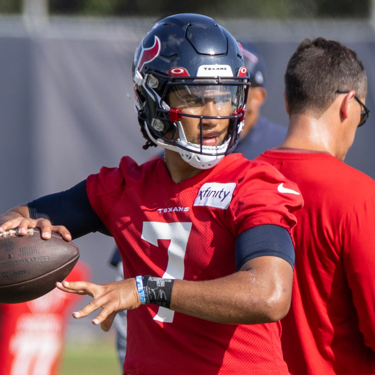 As CJ Stroud prepares to make his debut, we remember a Houston quarterback  who helped pave his way – Houston Public Media