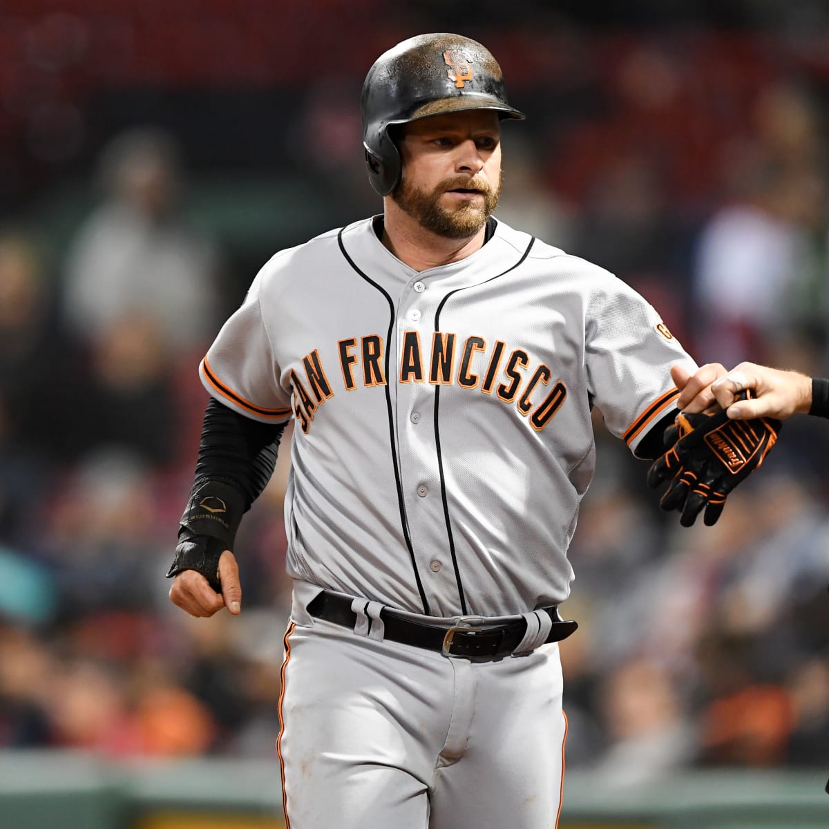 Stephen Vogt surprisingly leads candidates to be Giants' new manager