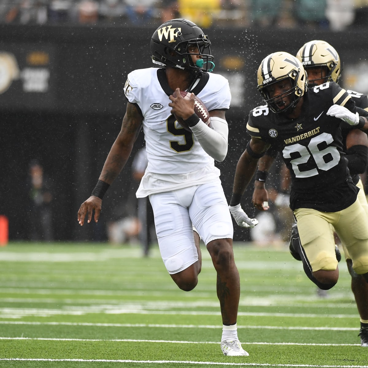 A.T. Perry headlines Wake Forest receivers in season PFF grades - Sports  Illustrated Wake Forest News, Analysis and More