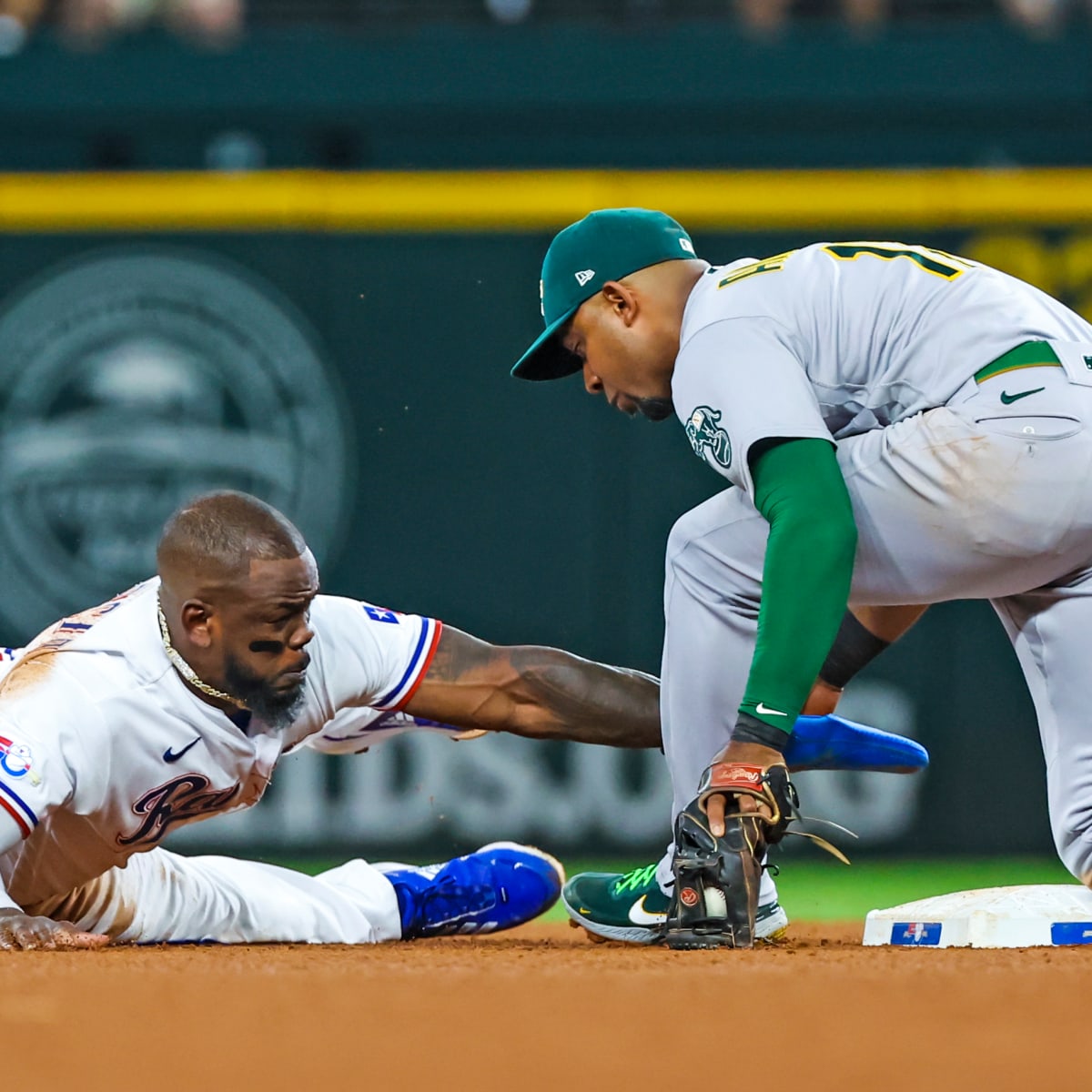 Texas Rangers 10, Oakland Athletics 8: Post-Game Notes - Sports