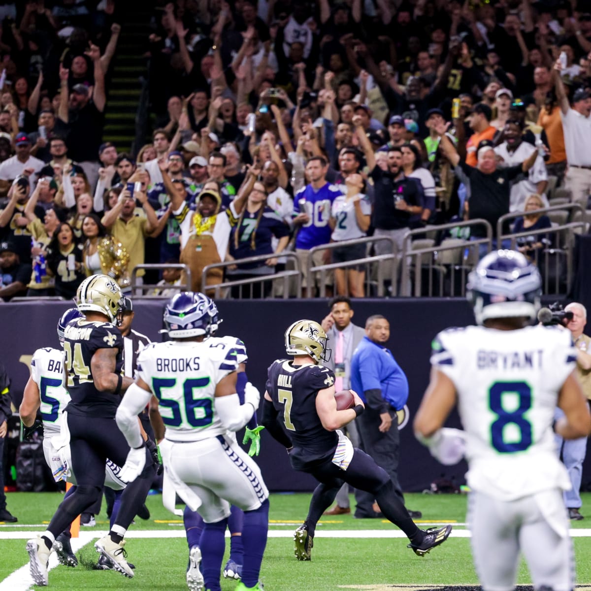 Seattle Seahawks Fall to New Orleans Saints in Superdome Shootout 39-32 -  Sports Illustrated Seattle Seahawks News, Analysis and More