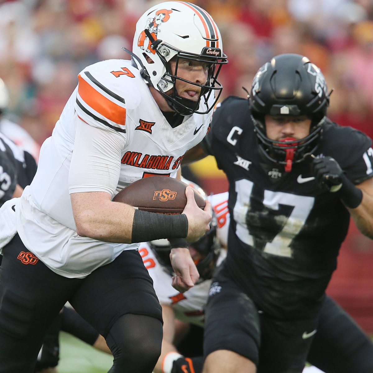 Oklahoma State looking to new quarterback to maintain winning ways