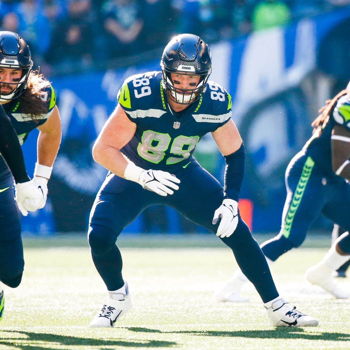 Seattle Seahawks tight end Will Dissly (89) runs the ball during the NFL  football team's training camp, Wednesday, July 26, 2023, in Renton, Wash.  (AP Photo/Lindsey Wasson Stock Photo - Alamy