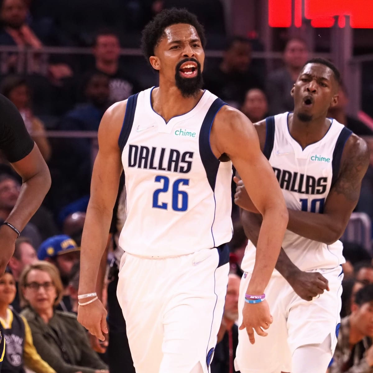 The Mavericks are sending Dorian Finney-Smith, Spencer Dinwiddie, a 2027  first-round pick and second round picks to the Nets 🤯🤯