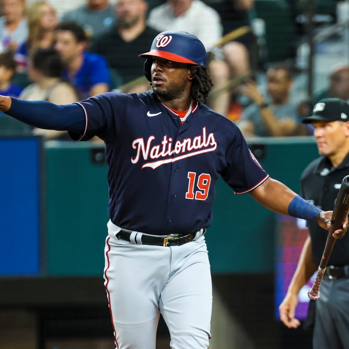 Josh Bell Showcasing What He Brings To The Guardians - Sports Illustrated  Cleveland Guardians News, Analysis and More