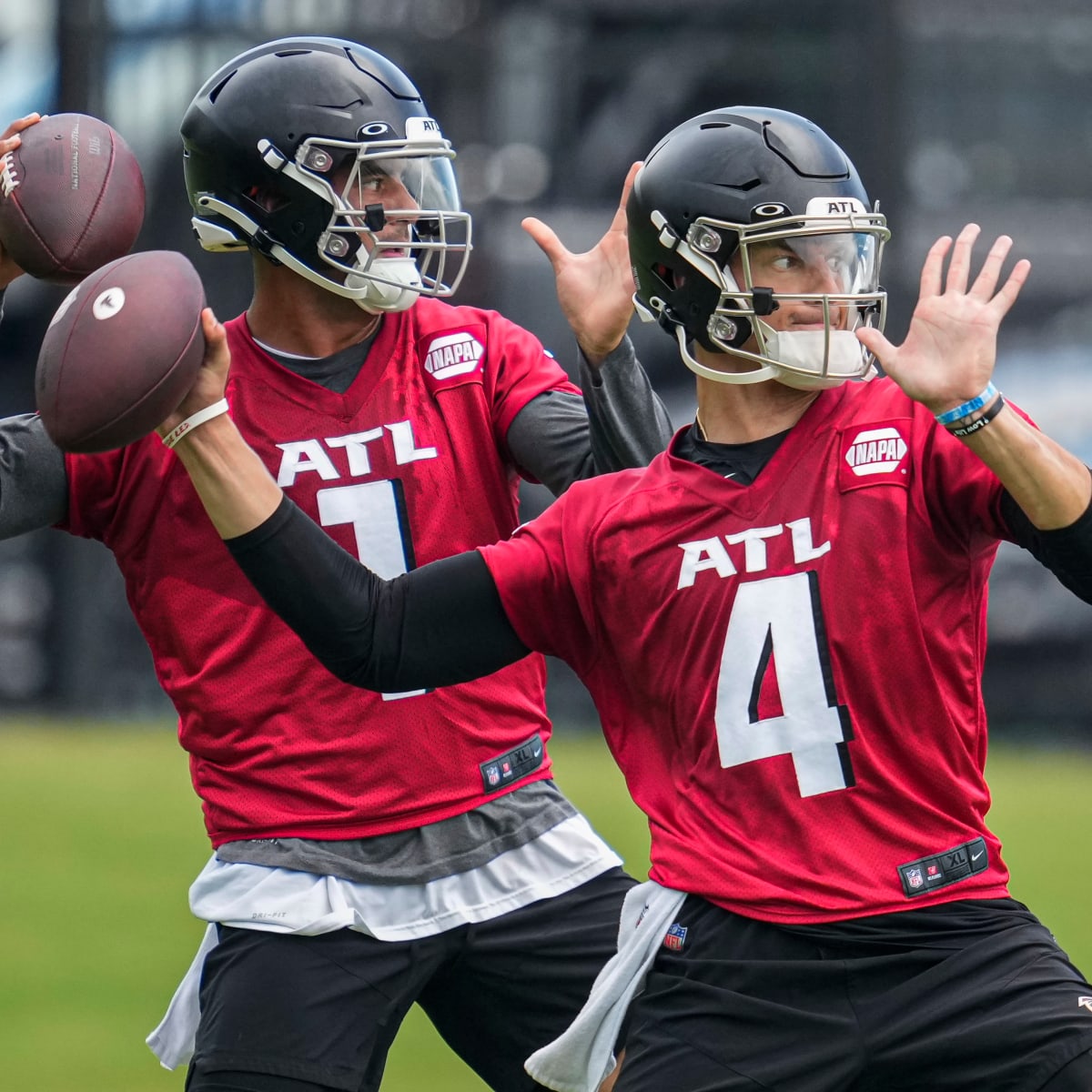 EAST RUTHERFORD, NJ - AUGUST 22: Atlanta Falcons quarterback Marcus Mariota  (1) during warm up prior to the National Football League game between the  New York Jets and the Atlanta Falcons on