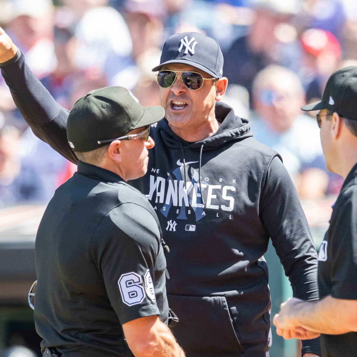 Guardians' Josh Naylor reacts to brother Bo's first hit - Sports Illustrated