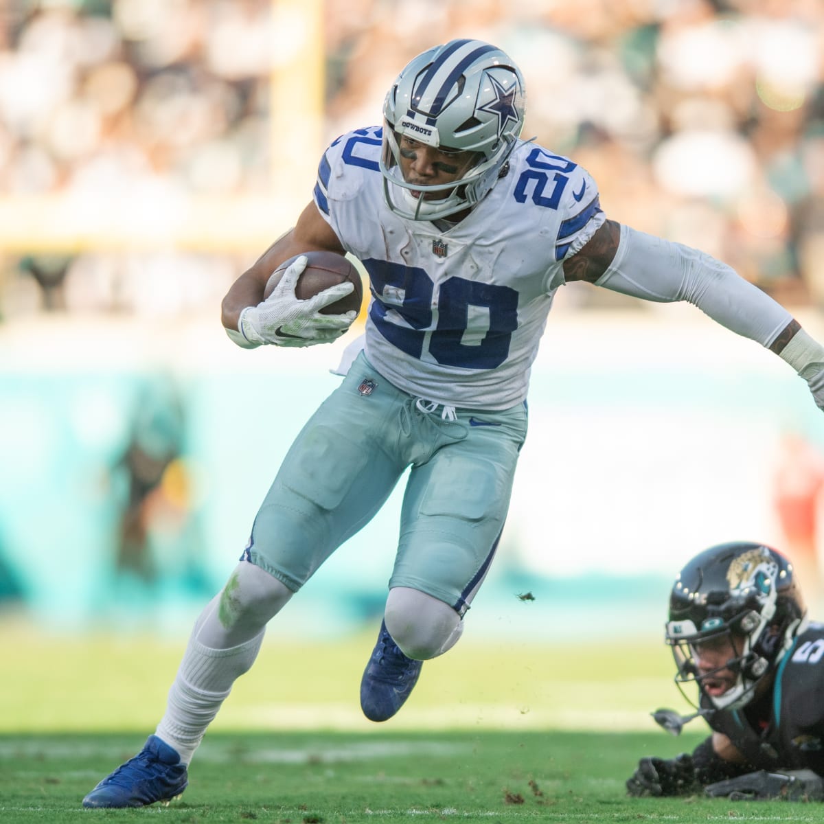 Dallas Cowboys tag Tony Pollard — what about Ezekiel Elliott?