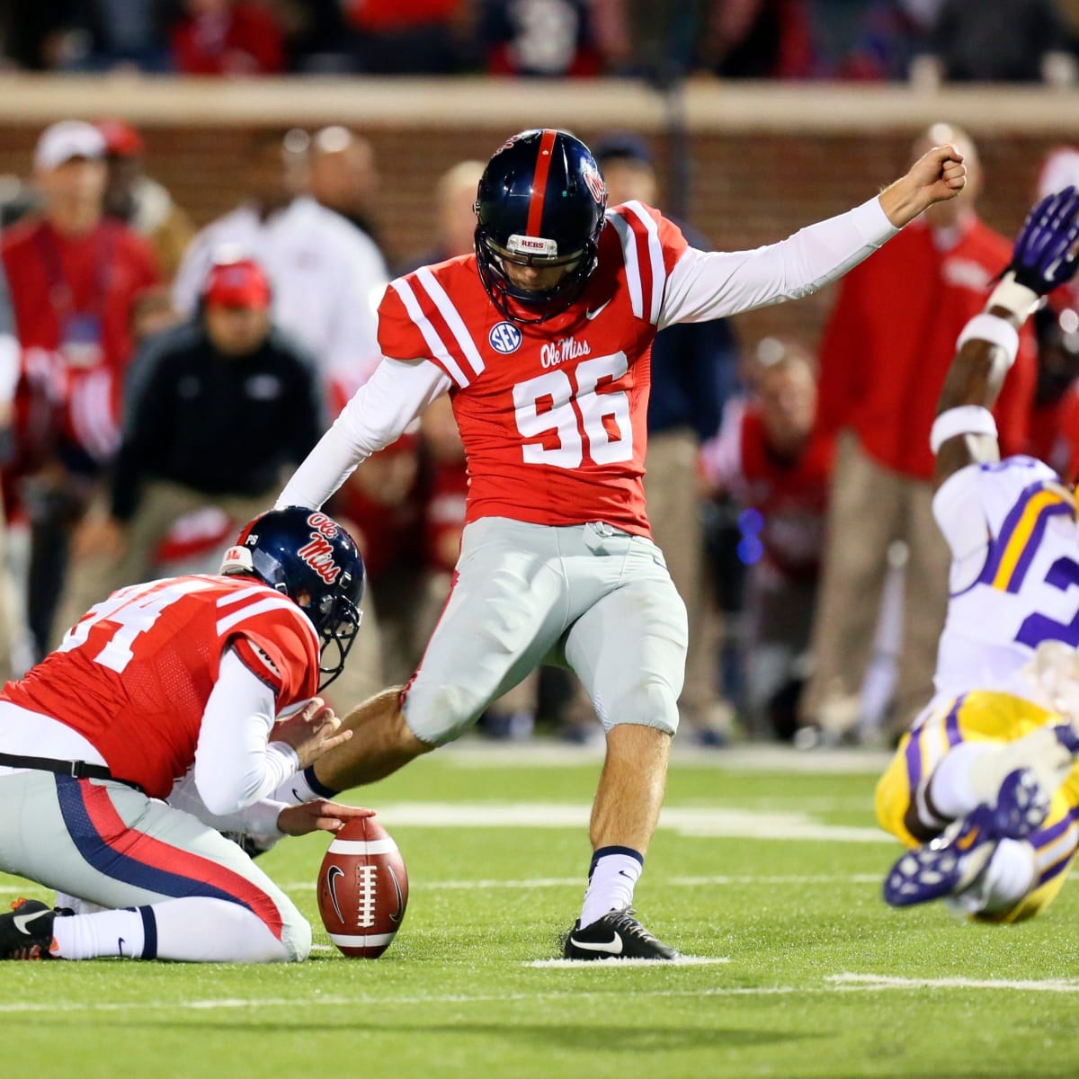 Ole Miss Unveils Awesome Bowl Game Uniforms – OutKick