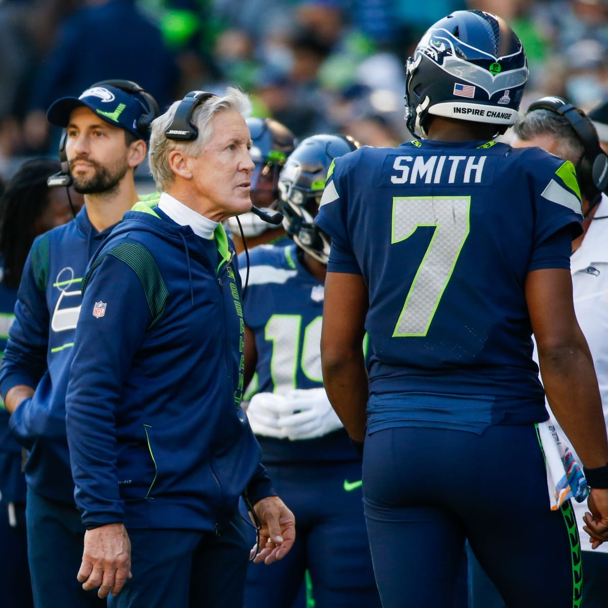 Seattle Seahawks Surprise? Geno Smith, Pete Carroll Ranked High for  QB-Coach Duo - Sports Illustrated Seattle Seahawks News, Analysis and More