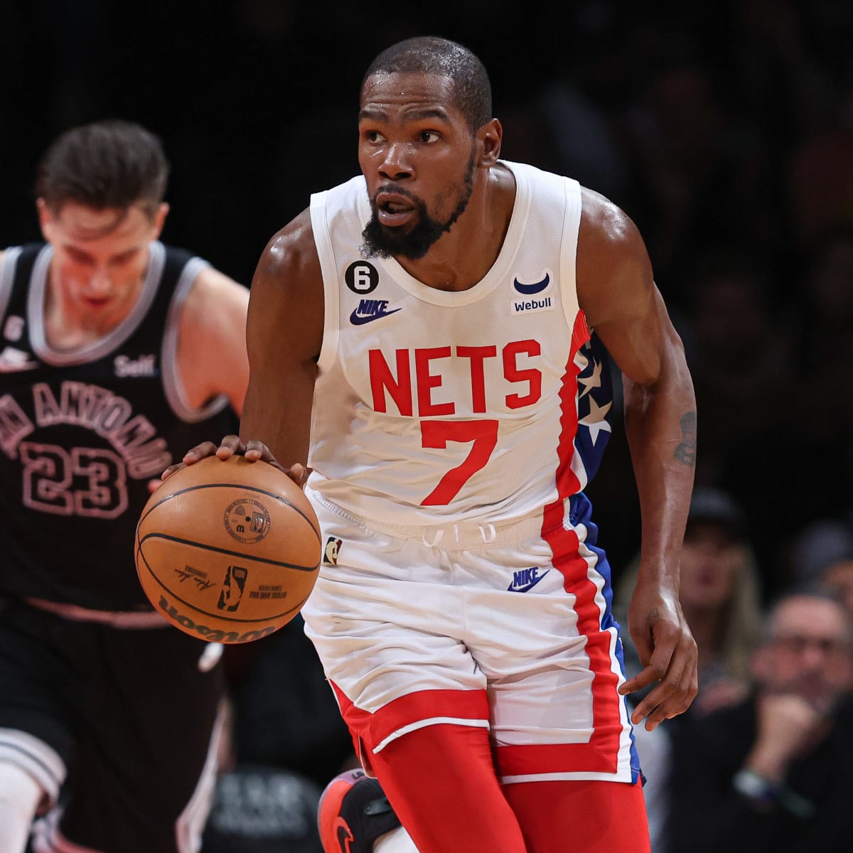 NBA Mock Trade: Phoenix Suns Land Kevin Durant For Two Players And Three  First-Round Picks - Fadeaway World