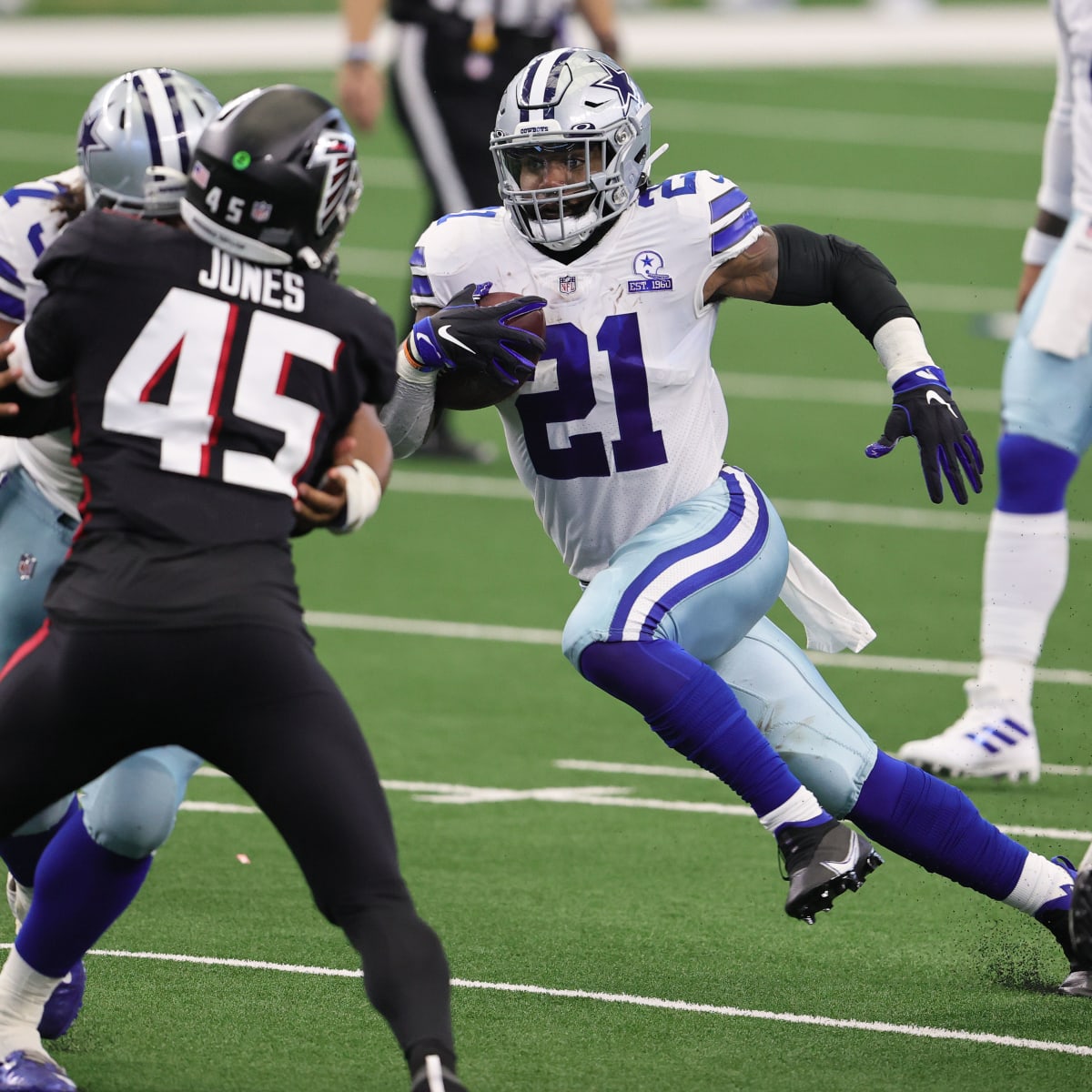 Ex-Ohio State Buckeye RB Ezekiel Elliott Struggles In Debut With New  England Patriots - Sports Illustrated Ohio State Buckeyes News, Analysis  and More