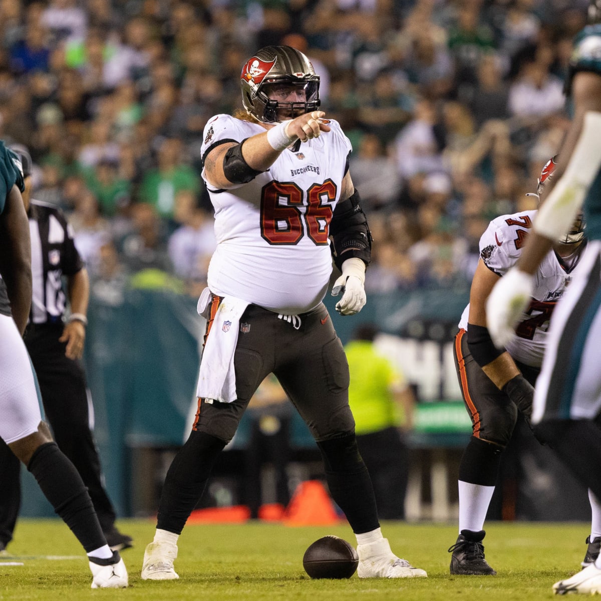 3 Centers Buccaneers Can Sign After Ryan Jensen Injury