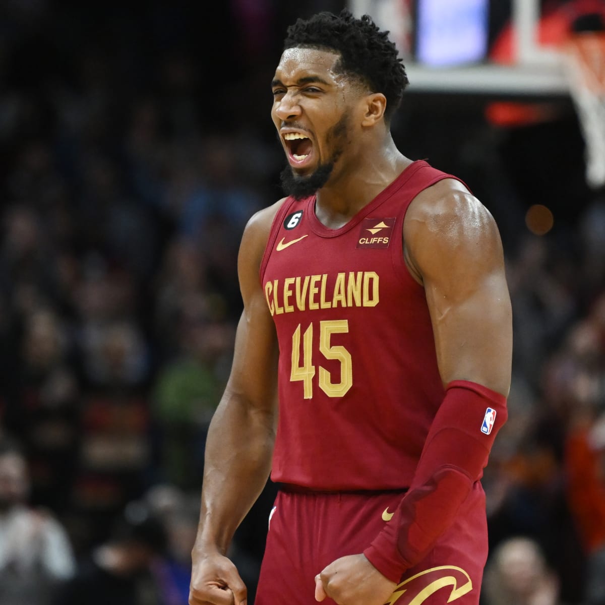 J.B. Bickerstaff likens Donovan Mitchell to a big brother who inspires his  Cavaliers teammates 