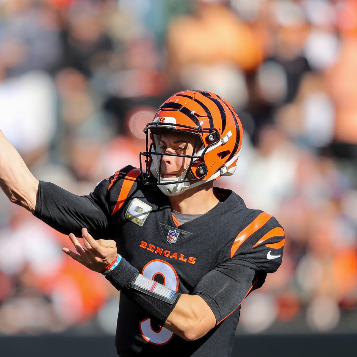 Bengals Quarterback Joe Burrow Wears Sweater & Air Jordans