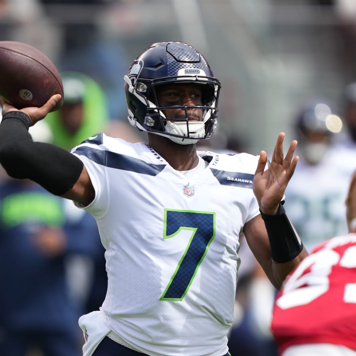 Seattle Seahawks QB Geno Smith Has Respectable Fear, Familiarity with Las  Vegas Raiders Defense - Sports Illustrated Seattle Seahawks News, Analysis  and More