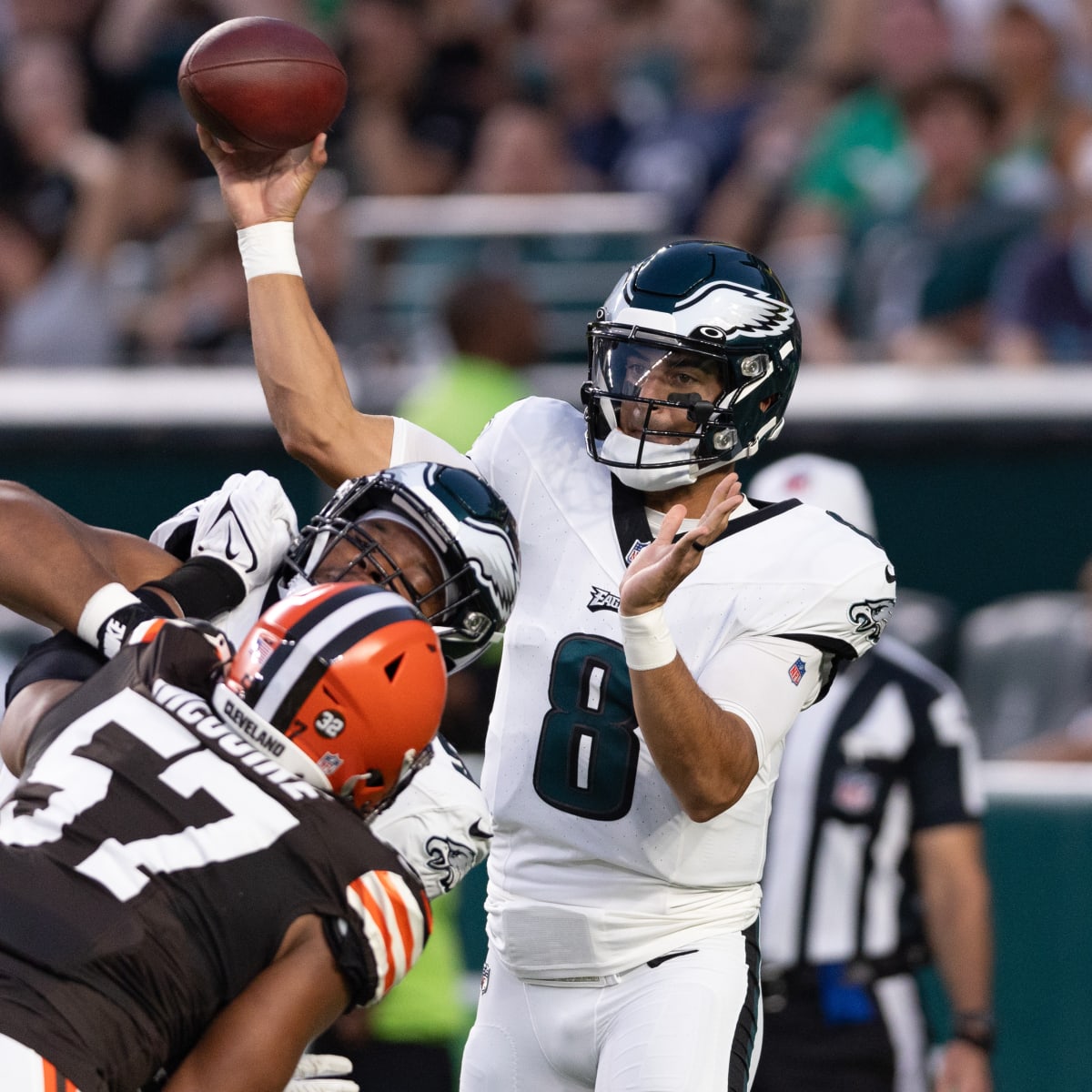 Philadelphia Eagles Trail Cleveland Browns 8-3 at Halftime as Offenses  Struggle - Sports Illustrated Philadelphia Eagles News, Analysis and More